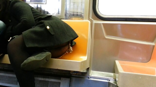 Porno ohne Registrierung  Pissdrenched freie pornovideos busty babe pumpt Ihre Muschi